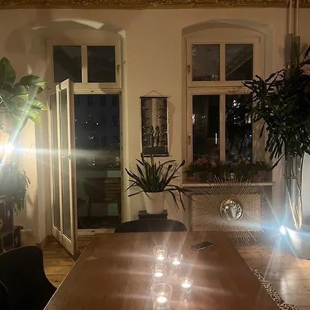 Spirit & Style - Spacious, Bright 75M2 In Ideal Prenzlauer Berg Location * Βερολίνο