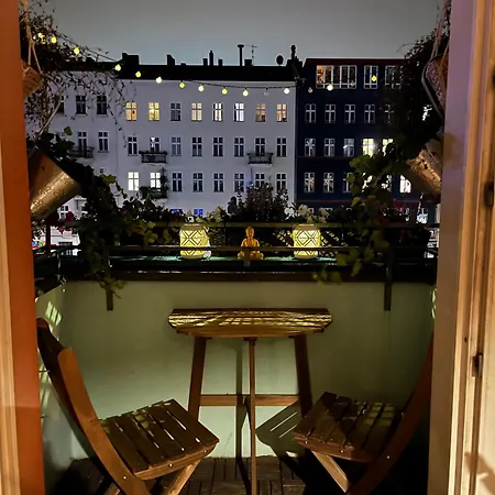 Spirit & Style - Spacious, Bright 75m2 - 2 Bedroom In Ideal Prenzlauer Berg Location شقة *