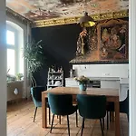 Spirit & Style - Spacious, Bright 75m2 - 2 Bedroom In Ideal Prenzlauer Berg Location